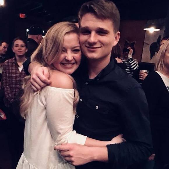 Meet your Posher, Kate - Picture 1 of 1